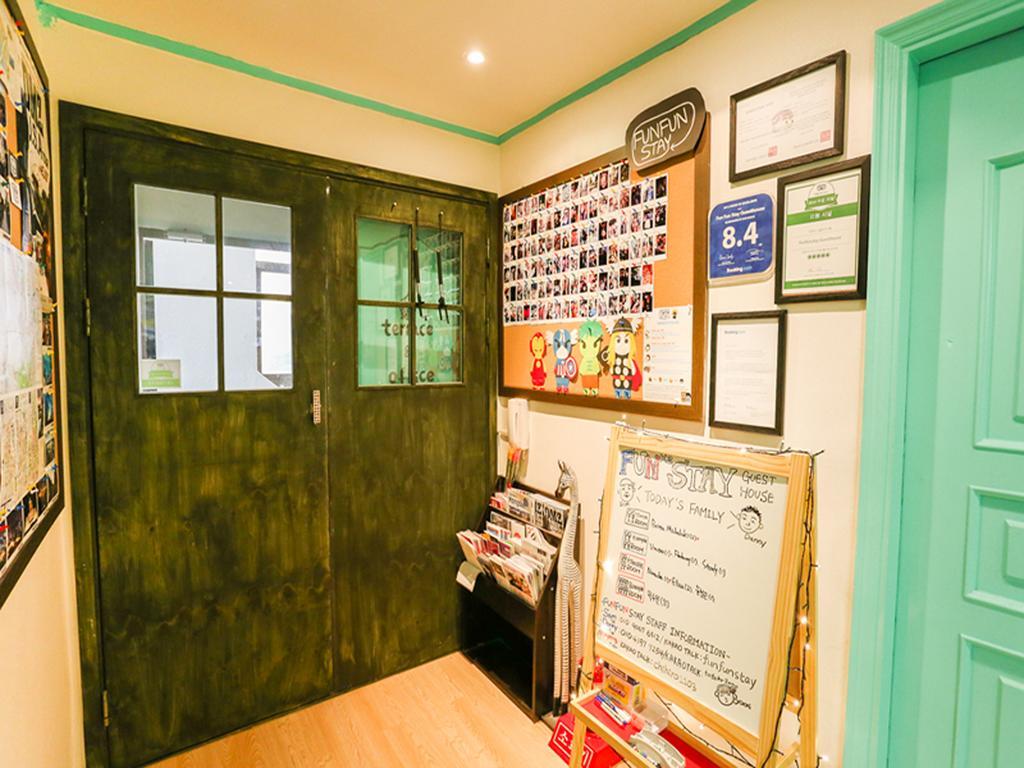 Fun Fun Stay Guesthouse Seúl Exterior foto